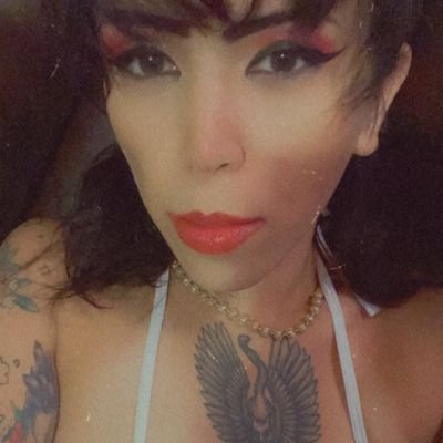 Raineyfoxx Profile Picture