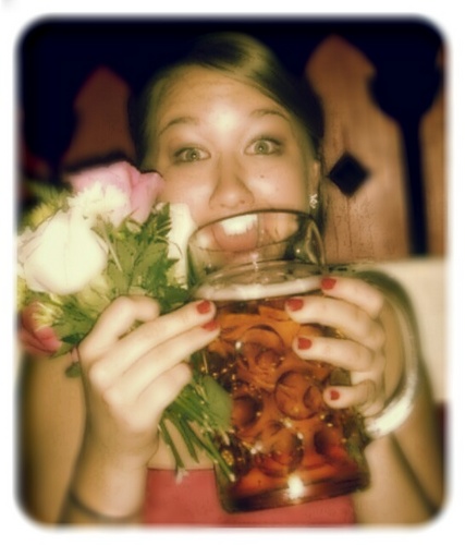 oliviajust's profile picture. I love my family & my dog, things that sparkle, Phi Mu,  un-sweet tea, music, & traveling. I love my life and the people in it.