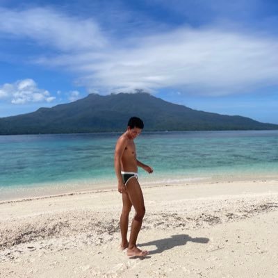 5’6” 🇵🇭 | Travel ✈️ | Foodtrip 🍜 | Music 🎼 | Runner 🏃🏾‍♂️| 32 | Leo 🦁 DM me 😊 TG : MM3_31