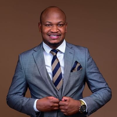 Award winning journalist// Senior Reporter-Nation Media Group//
NTV Kenya//
Corporate MC//
Political Communication Strategist.
PROUDLY KENYAN 🇰🇪