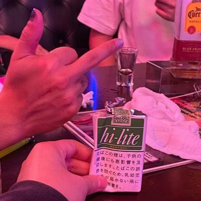 dudedonttellme's profile picture. Squeek