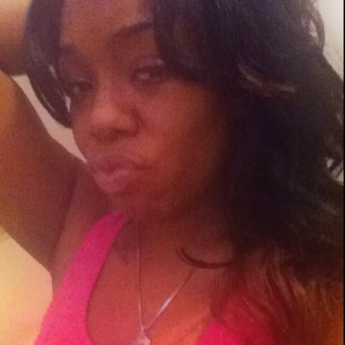 Lil_cici283's profile picture. #Team Mom #Team pretty #Team independent #Team kiss my ass