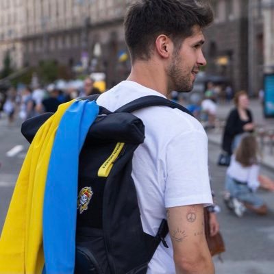 Born In Lviv 🇺🇦                             Slava Ukraini 🇺🇦🇫🇷 🇪🇺 #StopWar