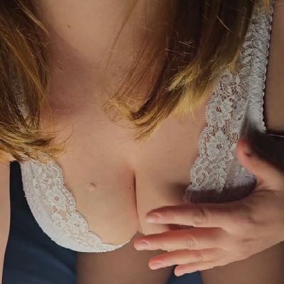 ParejaVirtualES's profile picture. Esamos aqui para satisfacer todas tus fantasías y fetiches 😈
I am here to satisfy all your fantasies and fetishes😈