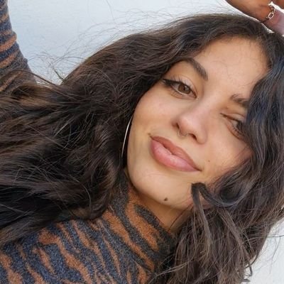 haciéndole fotos al cielo da igual cuando leas esto //
tauro muy tauro (skz, 5sos & taylor's ver.)