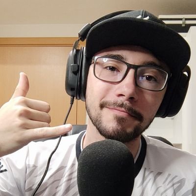 Músico
Caster/Streamer for @BTSBRcsgo, @cctour_gg, @vex_dragons
https://t.co/YXuSkdsirF
Ig: sombrezacs
Contato: DM ou marcelo.lml@outlook.com