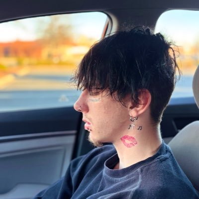 📸🤩 *22* first account, not really sure what direction to take my content in but we’ll figure it out😏‼️18+‼️