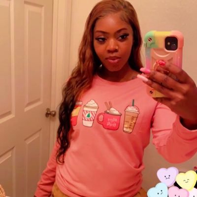 Daughter 🎀 Son 💙 Blessed 🙏🏾 Welcome to where you think you getting the scoop at! I keep it open just for y’all!