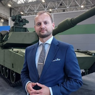 Head of the strategic analysis division - @Defence24pl - #military #defense #security #world  RT≠endorsement