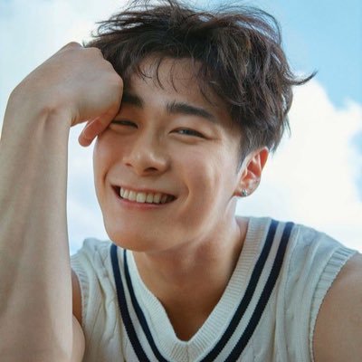 FAN ACC FOR: WINNER 💙 HWANG MIN HYUN 💖 ONG SEONG WU 🖤 ASTRO 💜 🐶강승윤 & 🦊황민현 ✨옹성우 🌖문빈 🤍개안즈🤍