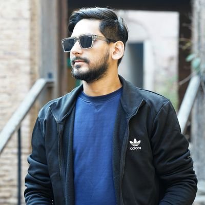 adeelzia007's profile picture. Producer @SAMAATV || Previously @aplustvnetwork || @PublicNews_Com & @ExpressNewsPK || Graphic Designer || Eat Sleep Football ⚽ || PU DCMR 🎓
📍Lahore
