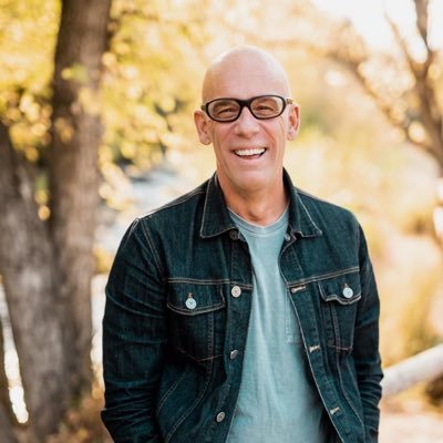 Follower of Jesus, husband of @jenniferrobertbr, and father of three amazing children.