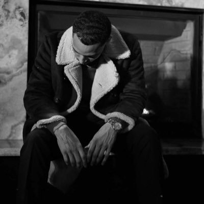 IIIBlack5's profile picture. I know a little about a lot