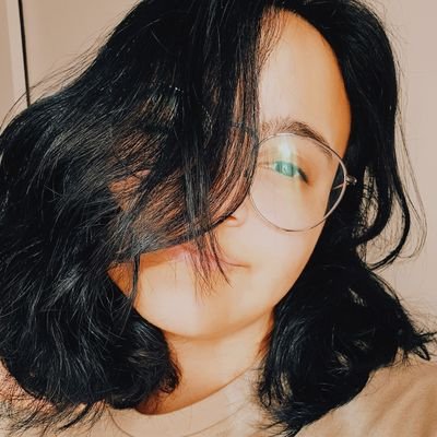 vadenturer's profile picture. Likes anime, complaining about software engineering foreva | Spanglishing my way to victory | heavy RT