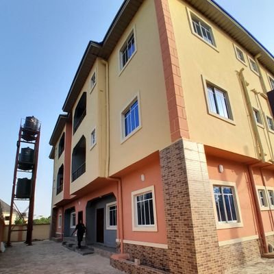 ENUGU_REALTOR's profile picture. lover of Christ_ lab scientist_ real estate agent