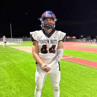 6’0 - 195lbs Class of 25 - Poston Butte Highschool - 3.4 GPA Varsity Football #44 - LB/DE/Slot Receiver Varsity Wrestling 480-868-7829 mikeycollins42@gmail.com