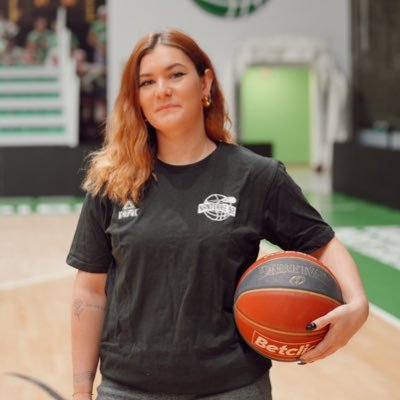 👩🏼💻Chargée de Communication et Marketing @Nanterre92 🏀