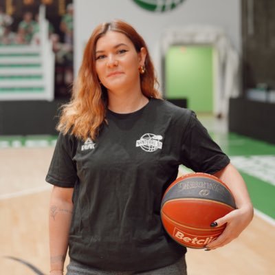 👩🏼‍💻Chargée de Communication et Marketing @Nanterre92 🏀