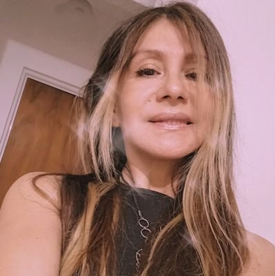 marchu307's profile picture. el ser comparte la esencia ... el no ser la apariencia!