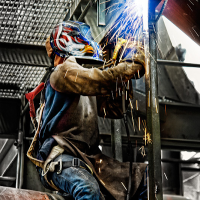 logsttor's profile picture. 