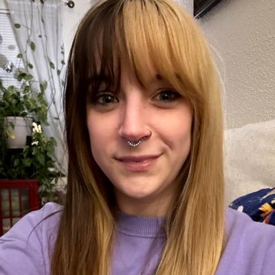 nahgemryan's profile picture. 34 // habitual daydreamer // she/her
