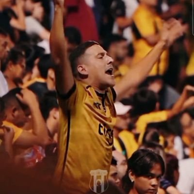 Aguevirõ, apo yvateve haguãnte🇵🇾
FCE-UNA🎓✌ @ClubGuarani 💛🖤