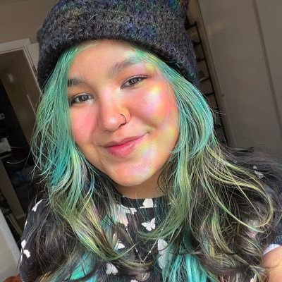 laurivera52's profile picture. 28 - Libra - Swiftie - GTARP enjoyer - bookish gremlin - loot hoarder - people pleaser ✨