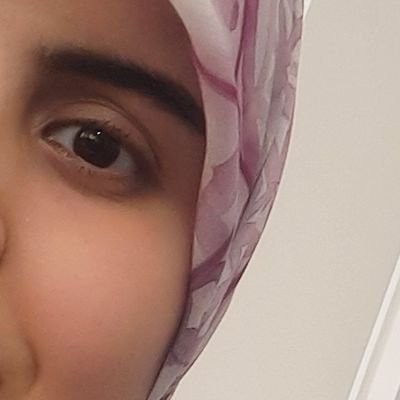 nafase_naser's profile picture. شکلات دستساز تولید میکنم،زیورآلات استیل و سنگ میفروشم،لیسانس میکروبیولوژی،مشغول در رشته طراحی لباس♥️
