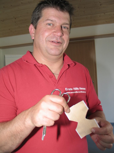 EHHessen's profile picture. Ausbildungen rund um die Erstehilfe in ganz Nordhessen- vom LSM bis zu maßgeschneiderten Programmen bieten wir alles an