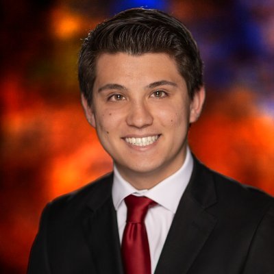 @KESQ Sports Anchor/Producer/MMJ. ASU Cronkite Grad. Former: @VarsityShow @infernointel @sportscronkite