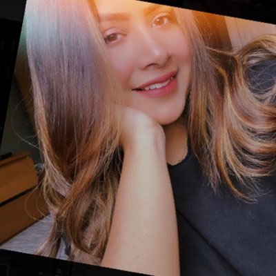 Esha__Khan's profile picture. Alhmdulillah for everything ❤️