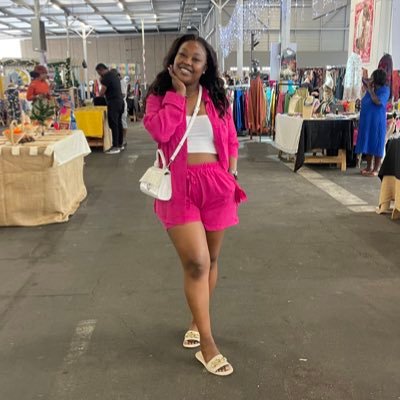 •Gods First🙏🏾 •👩🏾⚕️ •♌️ 20.08 • YouTuber 🎬LINK BELOW • 📍🇿🇲