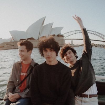 updates and information about wallows aus/nz tour! make friends before the show 😁