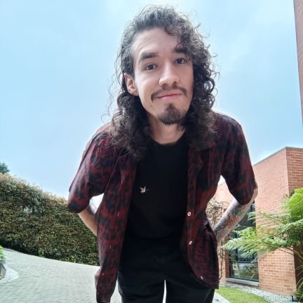 They/Them ----
Sometimes I take photos ---- Autistic ---- 27 ---- Vegan ---- Psychologist