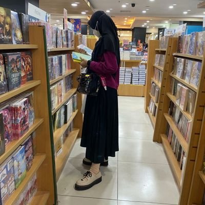 Hobi baca 📚, apalagi membaca pikiranmu.