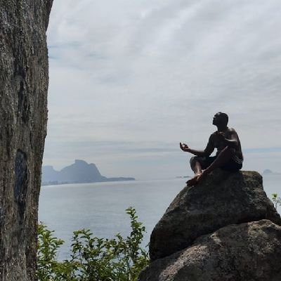 Buscando constantemente a felicidade e o crescimento