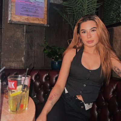 jessicaamayy_'s profile picture. 