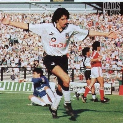 Aguante Colo-Colo
Fachos conchetumare me los paso por el pico