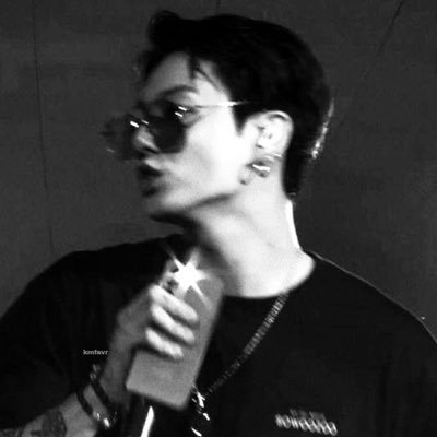 I'm not even a whisper in your thoughts, yet you're the screaming in mine... 🖤🚬