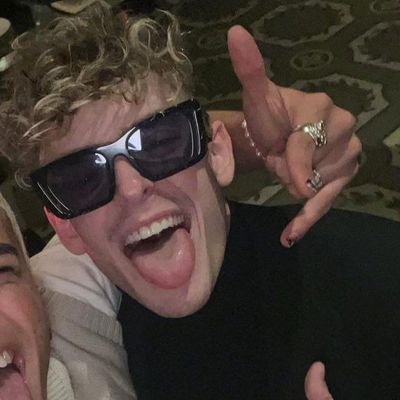 dlybriela's profile picture. meus honestos pensamentos