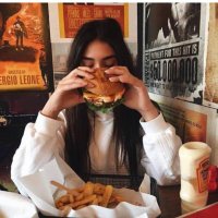 Falak Naz(@FoodieFofo) 's Twitter Profile Photo