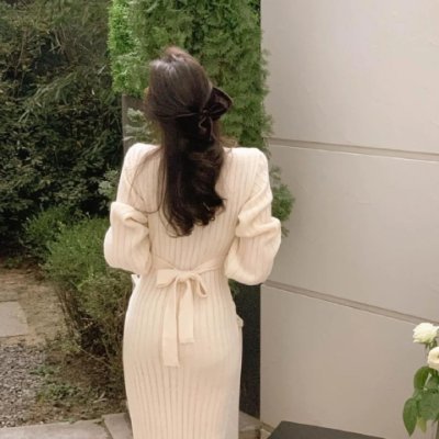 cockteases's profile picture. At the most suitable age,🧚‍♀️

Put on the most beautiful wedding dress,💖

Marry the safest man.💕🌸