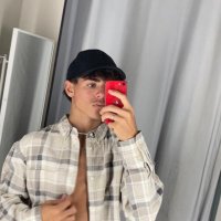 TiTi (@thiagoderagna) 's Twitter Profile