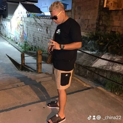 Na hora do sofrimento é só os de verdade que fica ao seu lado mesmo, o resto é tudo comédia 🤙🏾🤬