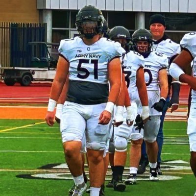 calebstricker51's profile picture. 6’4 276 DT@BenedictineCollege