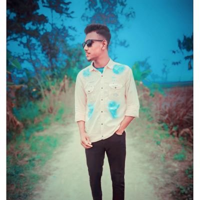 amin10685's profile picture. - বয়সটা রঙিন হলেও সময়টা সাদা কালো..!🙂

~🥀আজকে যারা অবহেলা করতেছে🙂

#🍂একদিন তাদের সামনে...🌼

-আফসোস হয়ে দাঁড়াবো In sha Allah🥰