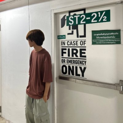 sadddd04's profile picture. 