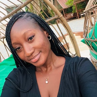 “Live the life you love and love the life you live”..  #selflove. 😉🥰  New account  Sc: @tun_tee