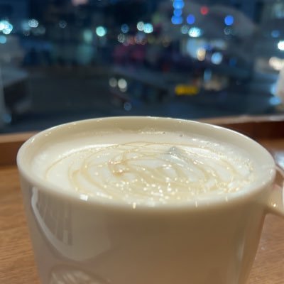 kknk_introspect's profile picture. 