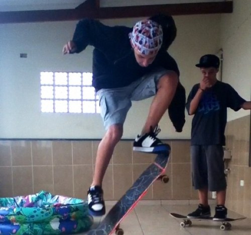 cauezinho03's profile picture. O fato de eu ser maluco n quer dizer q eu nao de valor pras coisas e nem pra voce